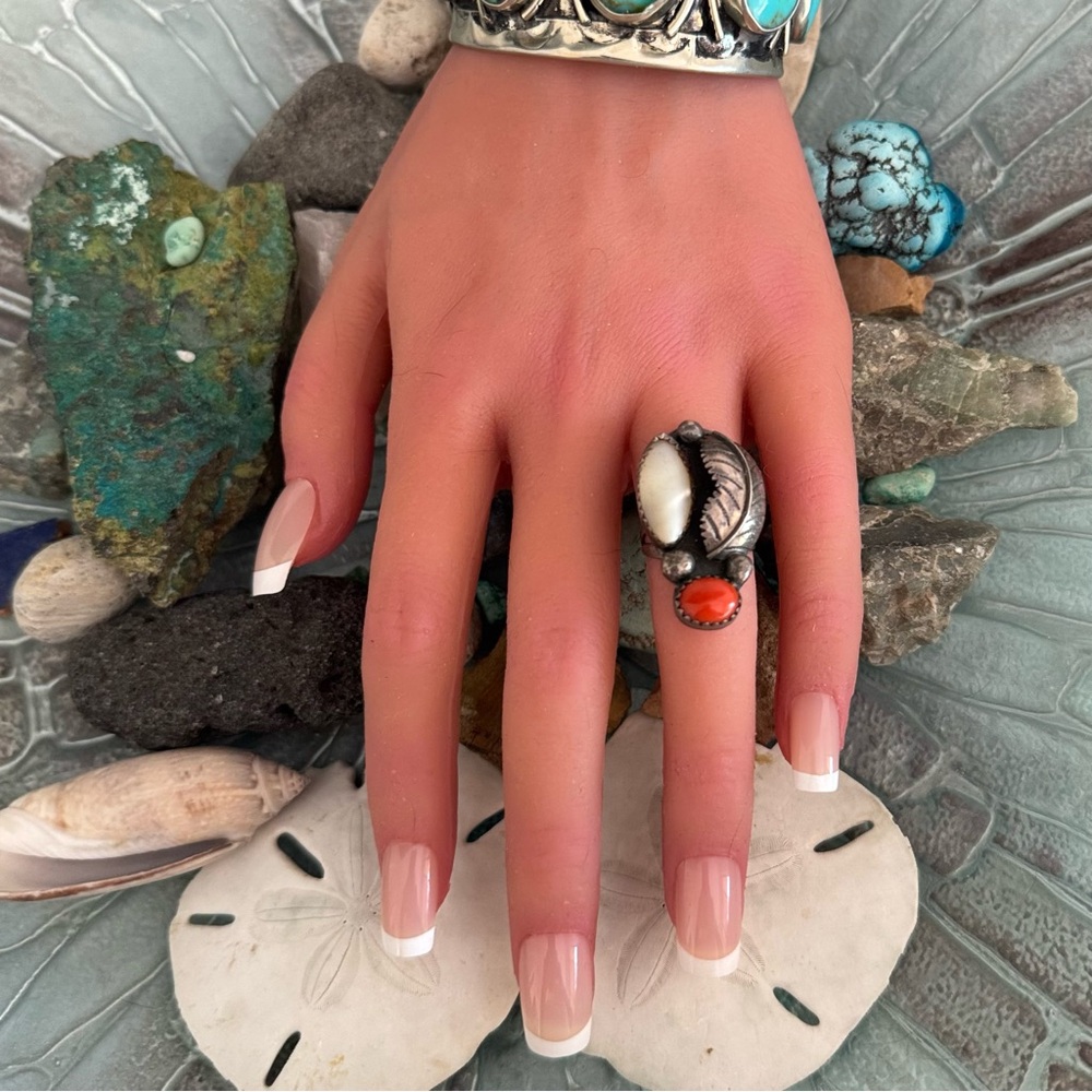 Antique Sterling Silver Ring with Coral and Mother of Pearl Accents Navajo style